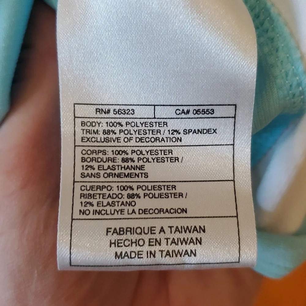 Nike Women's Aqua and White Full Zip Dri-Fit Hooded Jacket Size‎ Large 12-14